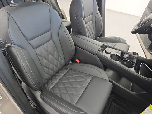 New 2026 Nissan Rogue Platinum w/ Platinum Premium Package AWD/4WD image 10