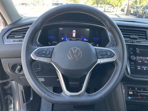 Certified 2023 Volkswagen Tiguan SE image 24