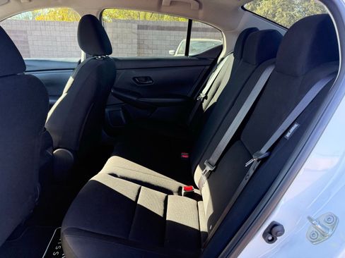 Used 2025 Nissan Sentra S image 10