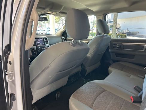 Used 2019 RAM 1500 Big Horn image 29