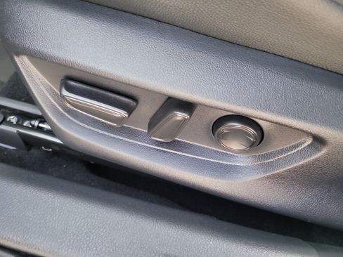 Used 2026 Toyota Camry XLE FWD image 20