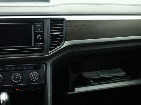 Used 2022 Volkswagen Atlas SE image 24