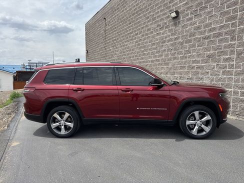 Used 2021 Jeep Grand Cherokee L Limited w/ Luxury Tech Group II AWD/4WD image 4