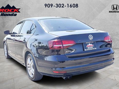 Used 2017 Volkswagen Jetta S image 6