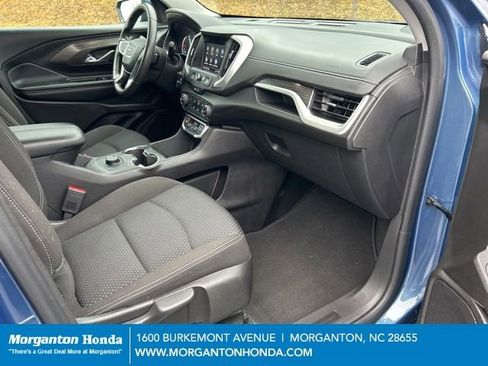 Used 2024 GMC Terrain SLE image 37