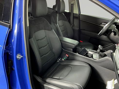 New 2026 Kia Sportage SX FWD image 18