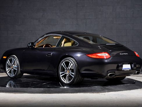 Used 2010 Porsche 911 Carrera image 3