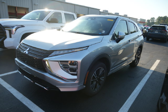 Used 2024 Mitsubishi Eclipse Cross SEL AWD/4WD image 8