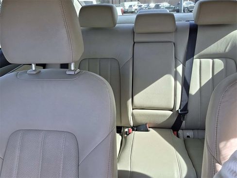 Used 2019 MAZDA MAZDA6 Touring image 18