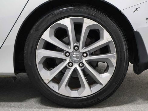 Used 2013 Honda Accord Sport image 32