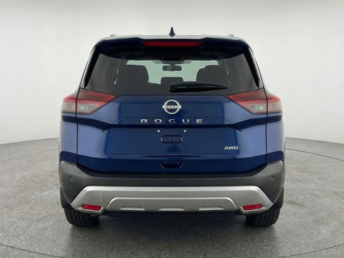 Used 2025 Nissan Rogue SV image 7