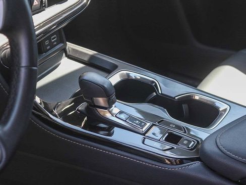 Used 2025 Lexus NX 250 FWD image 17