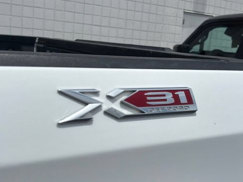 Used 2023 GMC Sierra 1500 SLT w/ SLT Premium Package AWD/4WD image 37