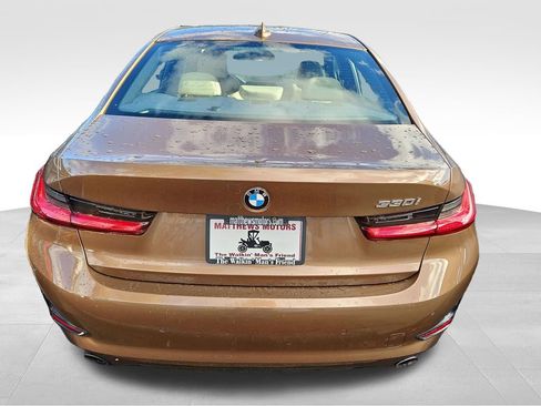 Used 2019 BMW 330i Sedan w/ Premium Package image 5