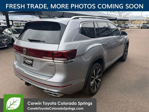 Used 2024 Volkswagen Atlas SEL Premium R-Line image 7