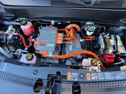 Used 2023 Chevrolet Bolt EUV LT w/ Driver Confidence Package FWD image 20