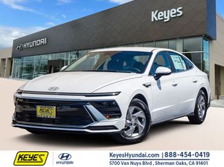 Used 2025 Hyundai Sonata SE video 1