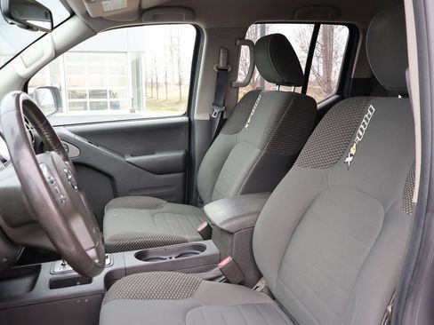 Used 2018 Nissan Frontier PRO-4X image 21