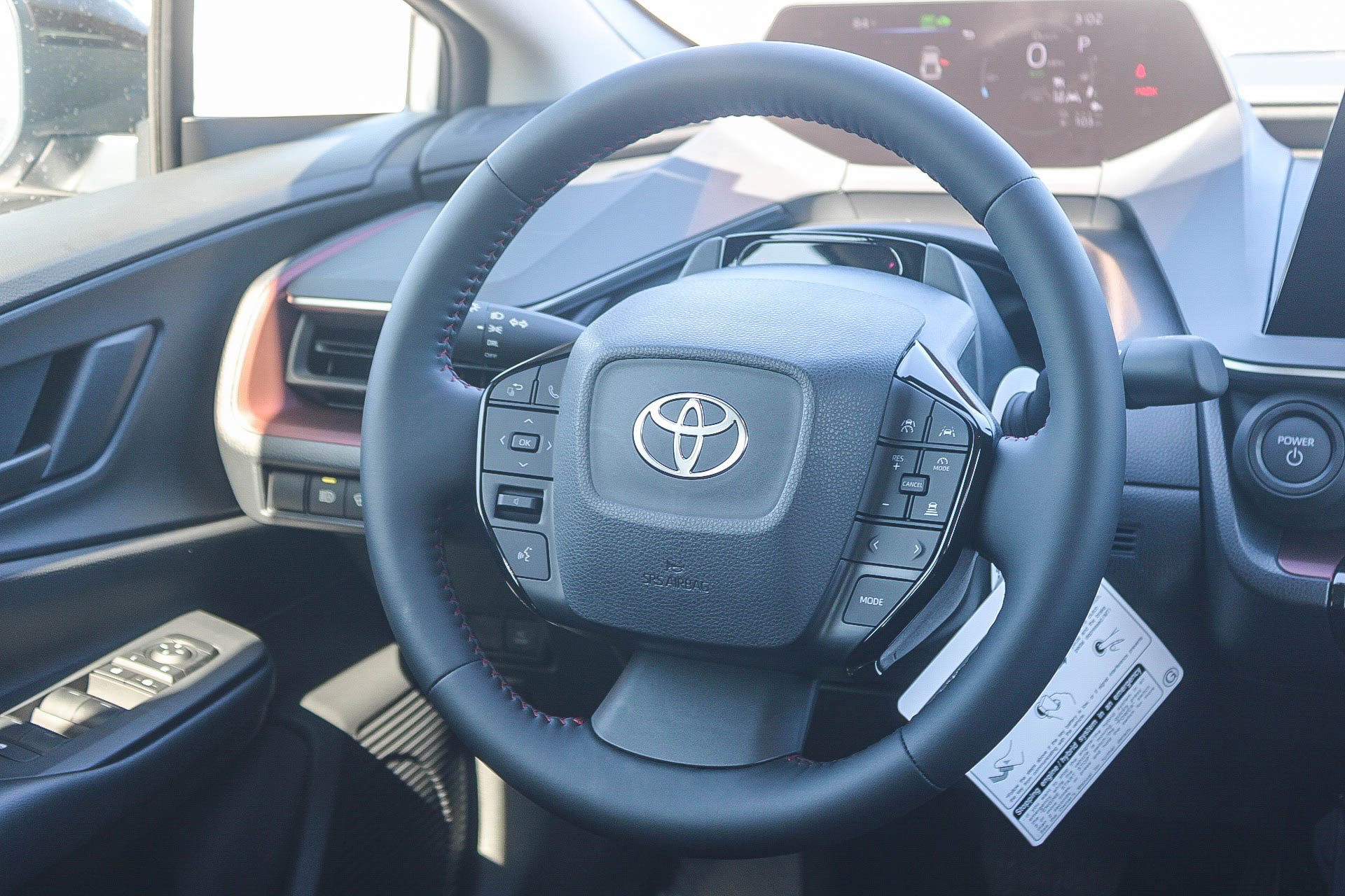 New 2027 Toyota Prius Plug-In Hybrid FWD image 18