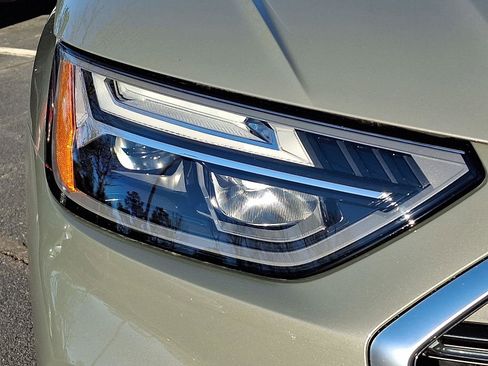 Certified 2024 Audi Q5 2.0T Premium Plus w/ Premium Plus Package image 9