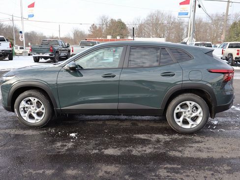 New 2026 Chevrolet Trax LS w/ LS Convenience Package image 21