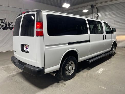 Used 2023 Chevrolet Express 3500 LS RWD image 7