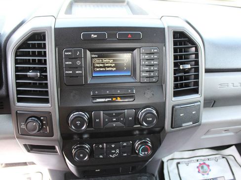 Used 2019 Ford F250 XL w/ Power Equipment Group AWD/4WD image 12