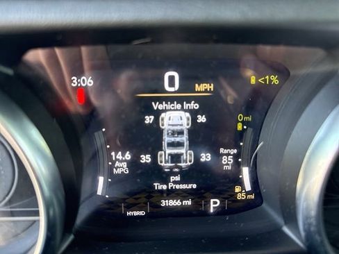 Used 2022 Jeep Wrangler Unlimited Sahara w/ Cold Weather Group image 7