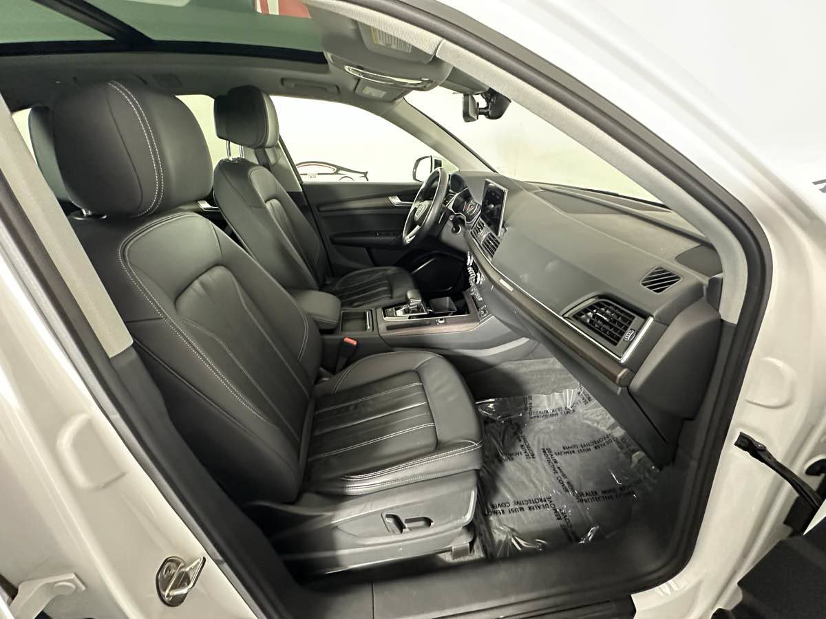 Used 2021 Audi Q5 2.0T Premium w/ Convenience Package AWD/4WD image 26