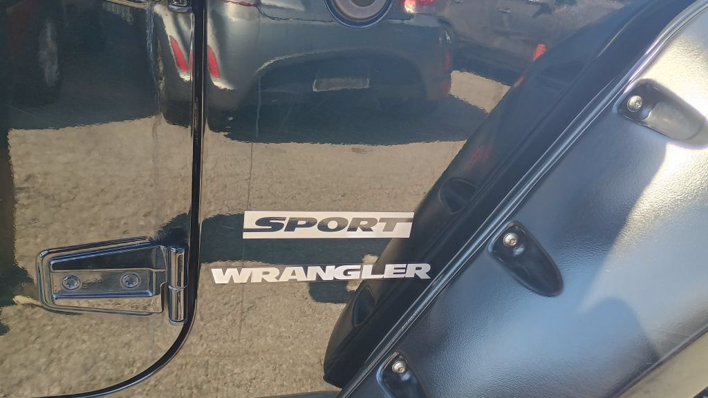 Used 2012 Jeep Wrangler Sport AWD/4WD image 23