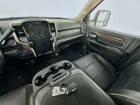 Used 2024 RAM 2500 Laramie w/ Safety Group AWD/4WD image 11