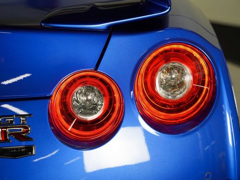 Used 2020 Nissan GT-R Premium AWD/4WD image 24
