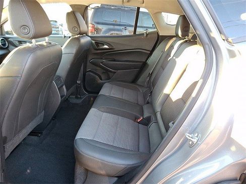 Certified 2024 Chevrolet Trax LT image 12