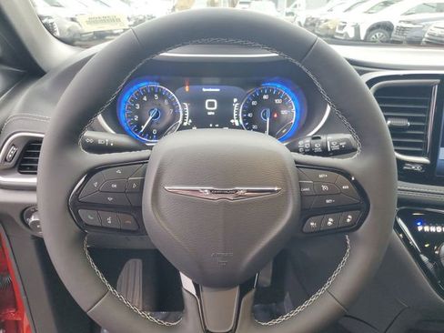 New 2026 Chrysler Pacifica Select image 18