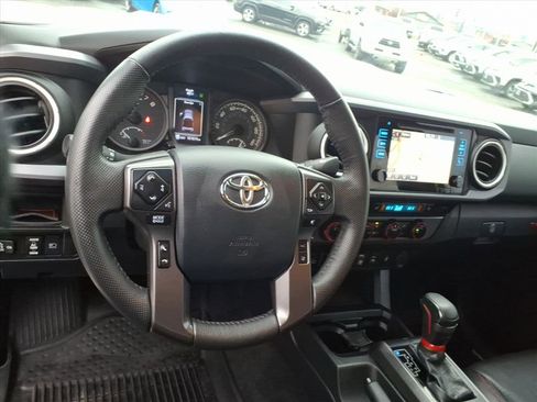 Used 2018 Toyota Tacoma TRD Pro image 10