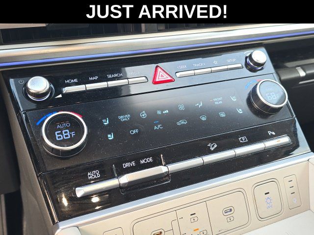 Used 2025 Hyundai Santa Fe Calligraphy FWD image 24