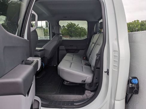 New 2025 Ford F550 4x4 Crew Cab image 50