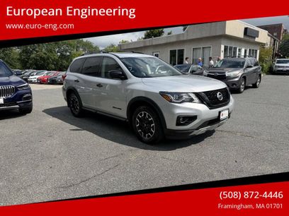 Used 2020 Nissan Pathfinder SL