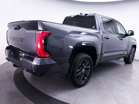 Used 2024 Toyota Tundra Platinum AWD/4WD image 18