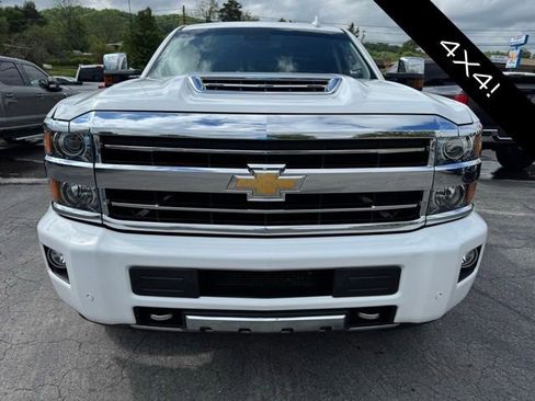 Used 2019 Chevrolet Silverado 2500 High Country w/ Duramax Plus Package AWD/4WD image 6