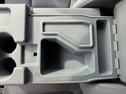 Used 2013 Ford F150 XLT w/ Luxury Equipment Group image 35