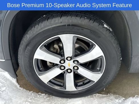 Used 2019 Chevrolet Traverse LT w/ LT Premium Package image 12