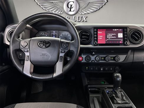 Used 2020 Toyota Tacoma TRD Sport image 13