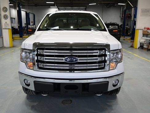 Used 2013 Ford F150 Lariat w/ Lariat Chrome Pkg image 2