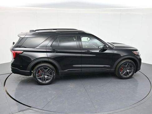 New 2026 Ford Explorer ST-Line w/ ST-Line Street Pack AWD/4WD image 43