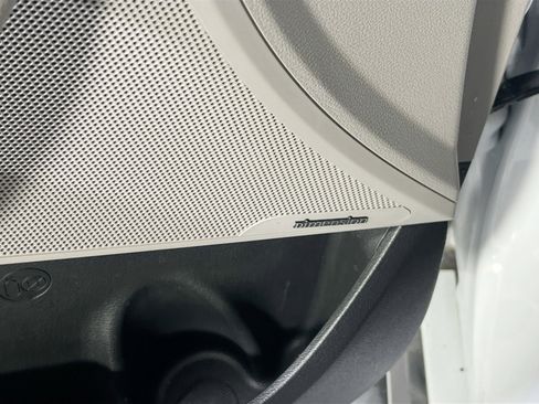 Used 2015 Hyundai Sonata Limited image 18