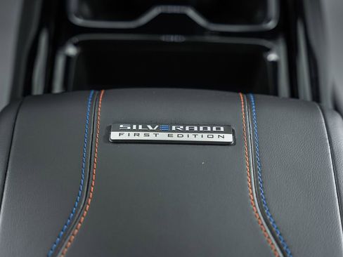 Used 2024 Chevrolet Silverado EV RST image 28