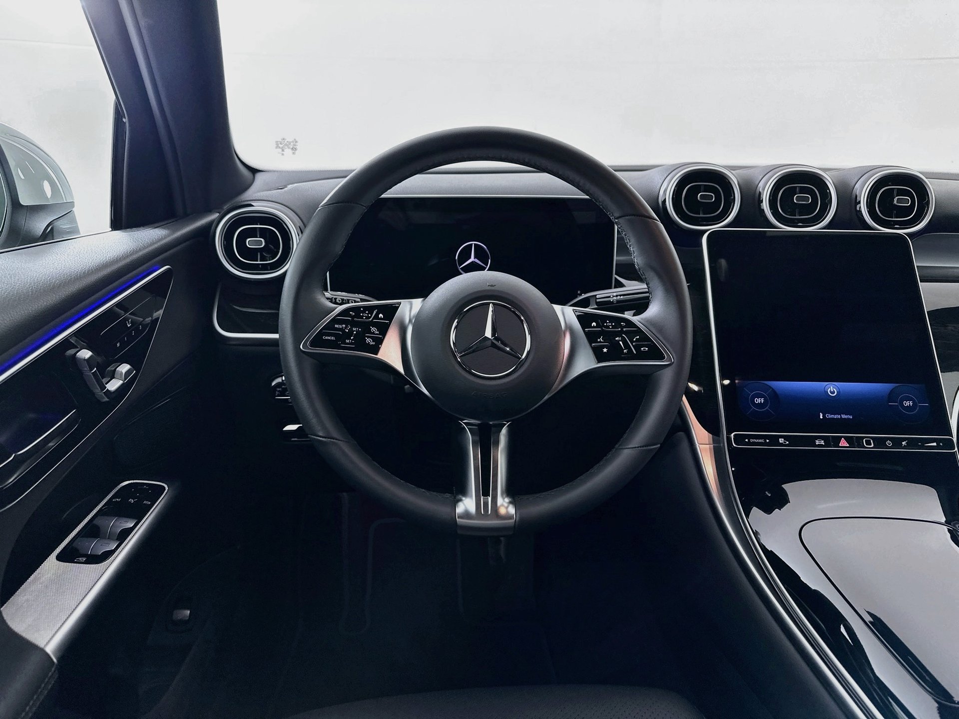 Certified 2026 Mercedes-Benz GLC 300 image 23