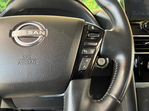 Used 2021 Nissan Armada SV w/ SV Appearance Package RWD image 28