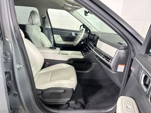 Used 2024 Hyundai Santa Fe SEL image 28